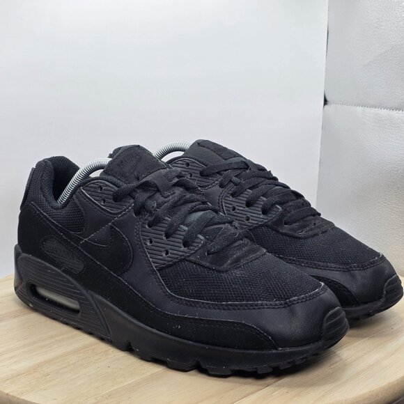 Men's Size 10.5 US - Air Max 90 Sneakers Triple Black Running Shoes - Picture 5 of 9